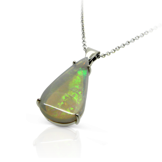 Halsschmuck, Anhänger, Halskette, Opalschmuck, Opal, Weissgold, Ankerkette, Grifffassung, Tropfen, Kristallopal, necklace, pendant, white gold, gemstone, drop, anchor chain, goldschmiede, goldsmith, manufacture, atelier, faktor s, sahak, winterthur, zürich, swissmade, jewellery, jewelry