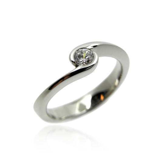 Diamantring, Verlobungsring, Engagement, Solitär, diamond ring, diamond, brillant, weissgold, whitegold, goldschmiede, goldsmith, manufacture, crafted, handmade, faktor s, sahak, swissmade, jewellery, jewelry