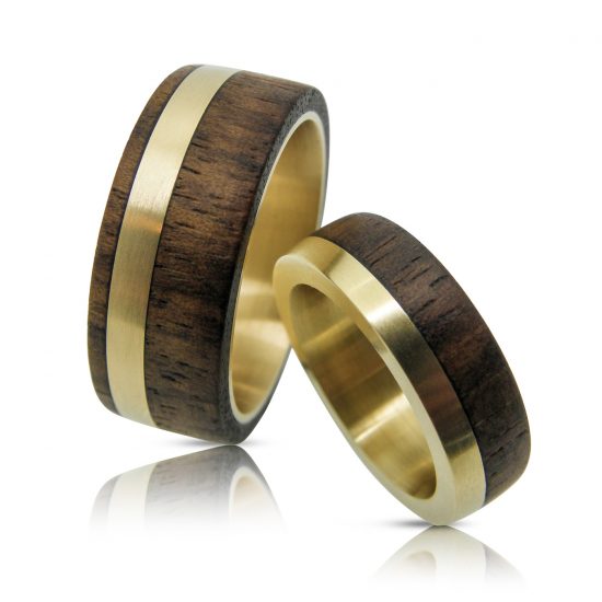 Partnerringe, Eheringe, Trauringe, Gelbgold, Holz, Bruyere, Hochzeitsschmuck, Wedding, Faktor S, Winterthur, zurich, zürich, sahak, wedding ring, wedding band, goldsmith, manufacture, design, swissmade, jewellery, jewelry