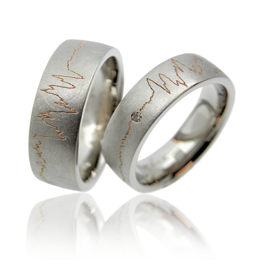 Trauringe, Eheringe, Partnerringe, Weissgold, vergoldet, Herztöne, Lasergravur, Brillanten, Anfertigung, Goldschmiede, Winterthur, zürich, zurich, sahak, goldsmith, jewellery, jewelry, swissmade, heartbeat, curve, red gold, plated, individual, white gold, design, diamonds, diamond ring, brilliant cut, fancy brownish