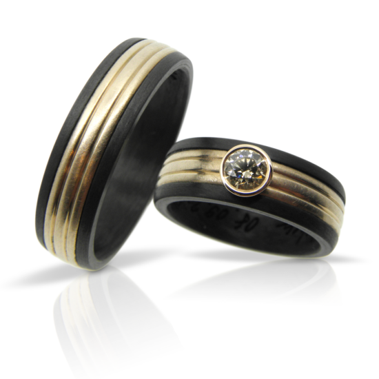 Trauringe, eheringe, partnerringe, hochzeitsringe, hochzeitsschmuck, carbonringe, diamantring, diamanten, soliär, rotgold, carbon, lasergravur, individuell, modern, goldschmied, atelier, zürich, wedding rings, wedding band, partner rings, wedding rings, wedding jewelry, carbon rings, diamond ring, diamonds, solid, red gold, carbon, laser engraving, individual, modern, goldsmith, atelier, zurich,