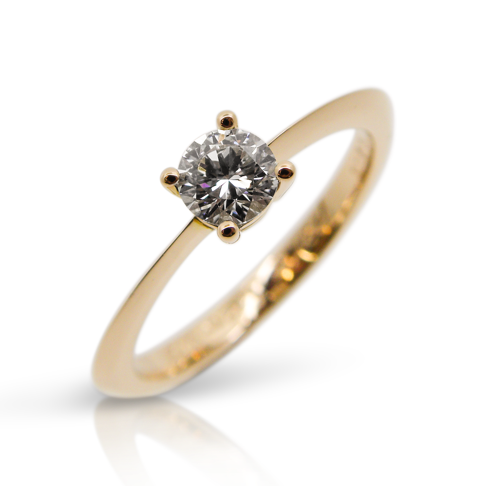 verlobungsring, solitär, solitaire, diamantring, brillant, diamantschmuck, hochzeitsschmuck, heiratsantrag, kniefall, rosegold, weiss, diamant, goldring, goldschmiede, zürich, engagement ring, solitary, solitaire, diamond ring, brilliant, diamond jewelry, wedding jewelry, marriage proposal, knee fall, rose gold, white, diamond, gold ring, goldsmith, zurich, winterthur, sahak, faktor s, swissmade, jewelry, jewellery