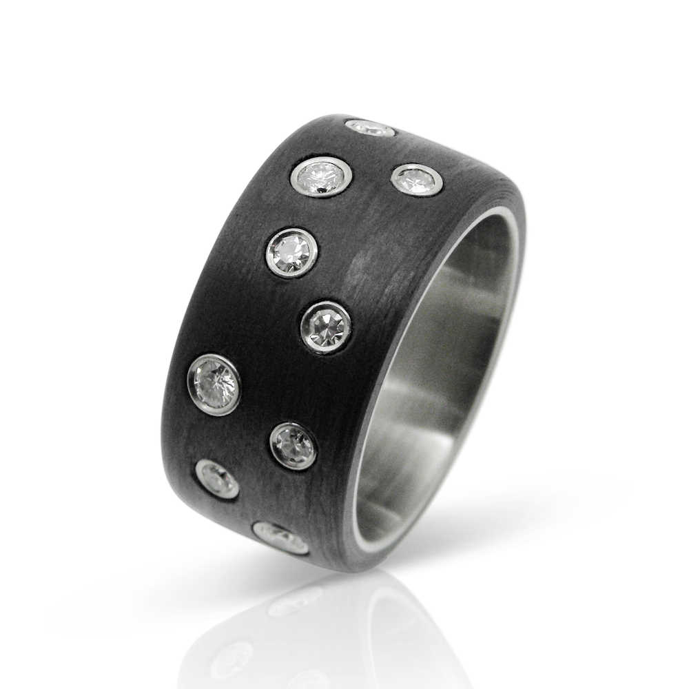 Diamantring, Damenring, Carbonschmuck, Diamantschmuck, Carbonring, Weissgold, Carbon, Brillanten, Diamanten, diamond ring, ladies ring, carbon ring, white gold, brilliant cut, goldsmith, goldschmiede, faktor s, sahak, winterthur, zürich, zurich, swissmade, jewellery, jewelry